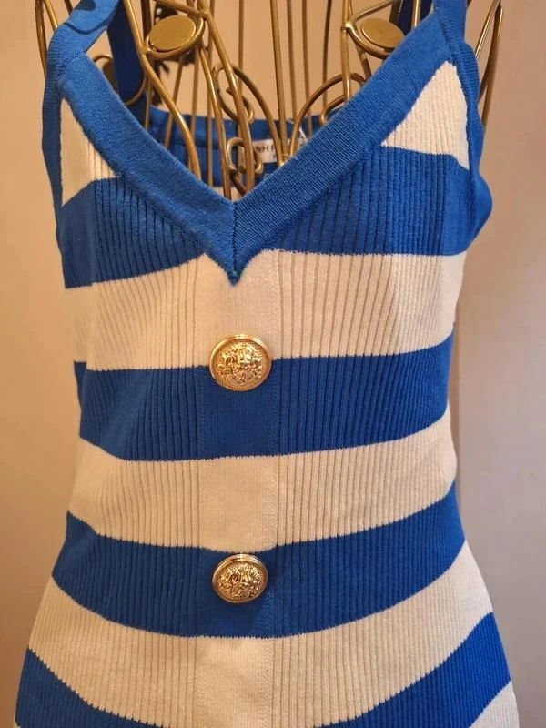 Vestido de rayas marineras y botones dorados – photo 2